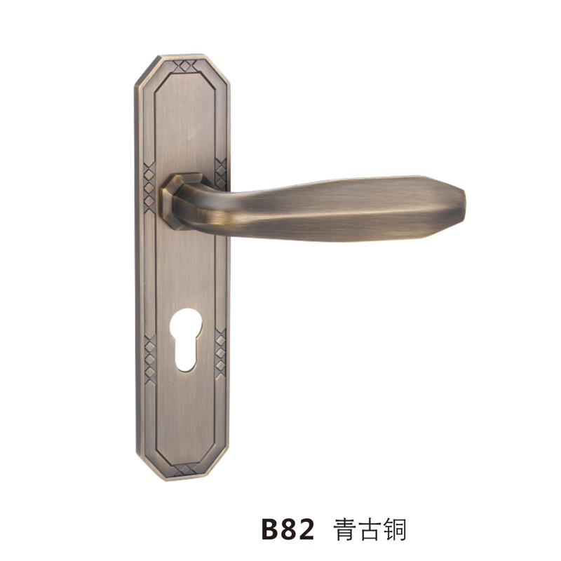 B82 青古（gǔ）銅（tóng）